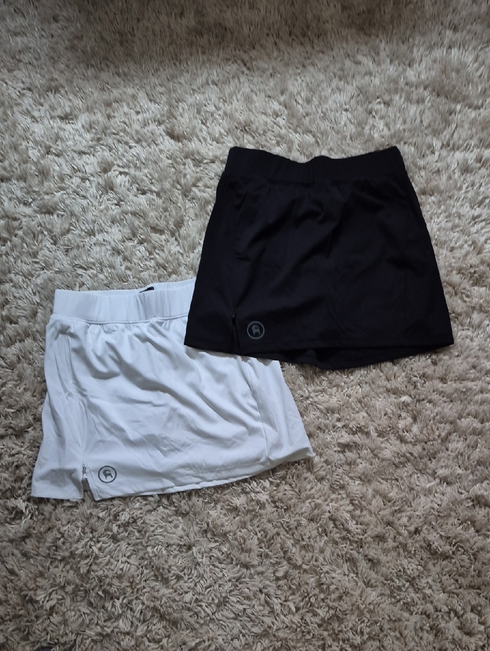 Backcountry White And Black Skorts
